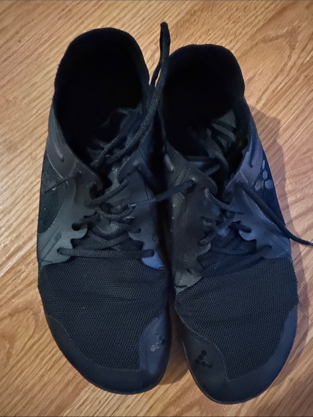 VIVOBAREFOOT Athletic Sneakers - Picture 3 of 7